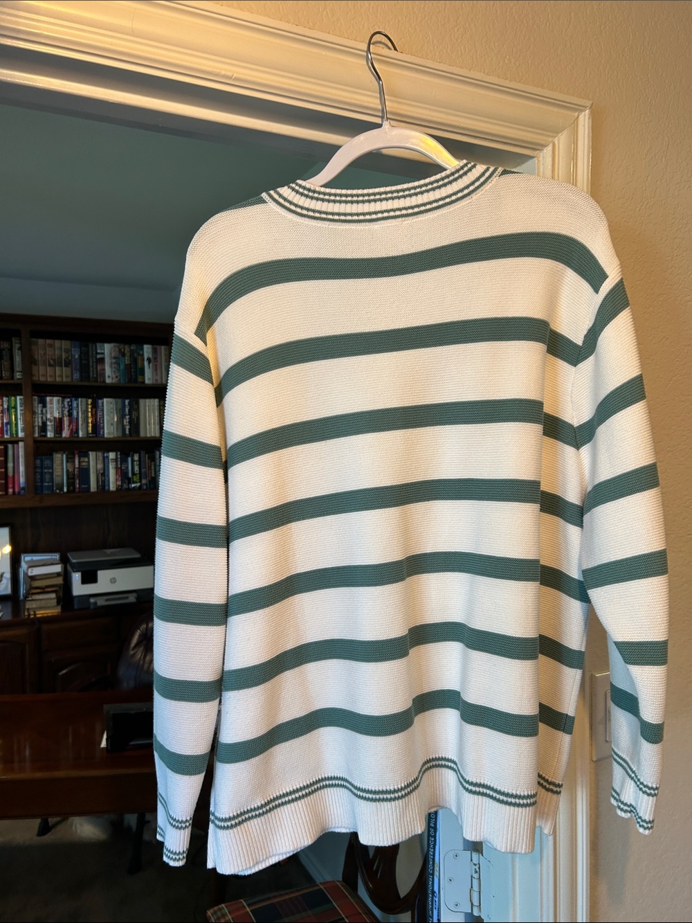 CAbi Arena Pullover V-Neck Sweater Spring 2025 Style Number - Picture 3 of 5